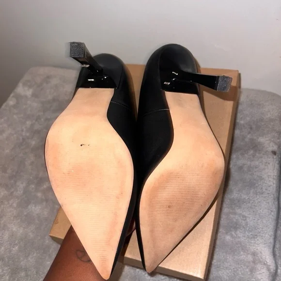 Steve Madden Black Pointed Toe Heels - Picture 4 of 7